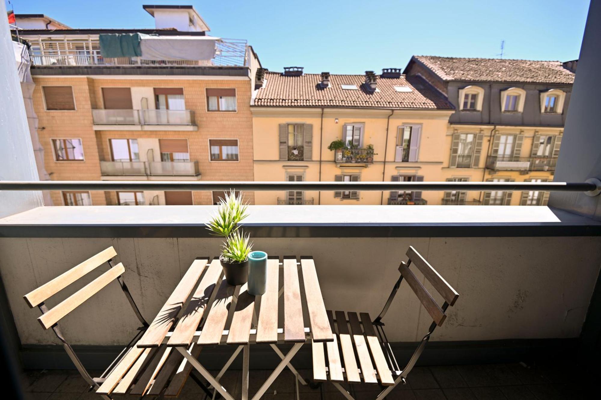 Top Living Apartments - San Salvario Torino Eksteriør billede